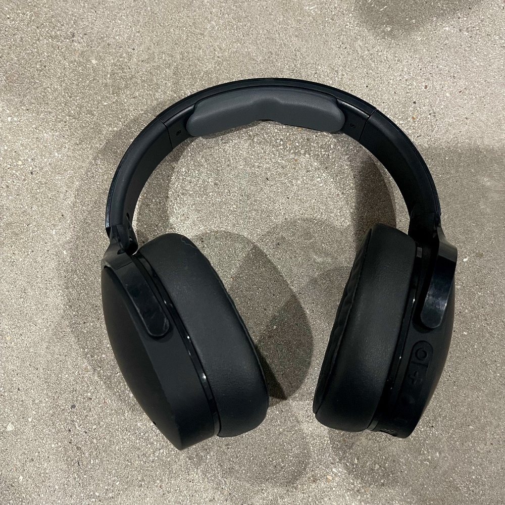 bluetooth skull candy hesh wireless headphones used in good condition